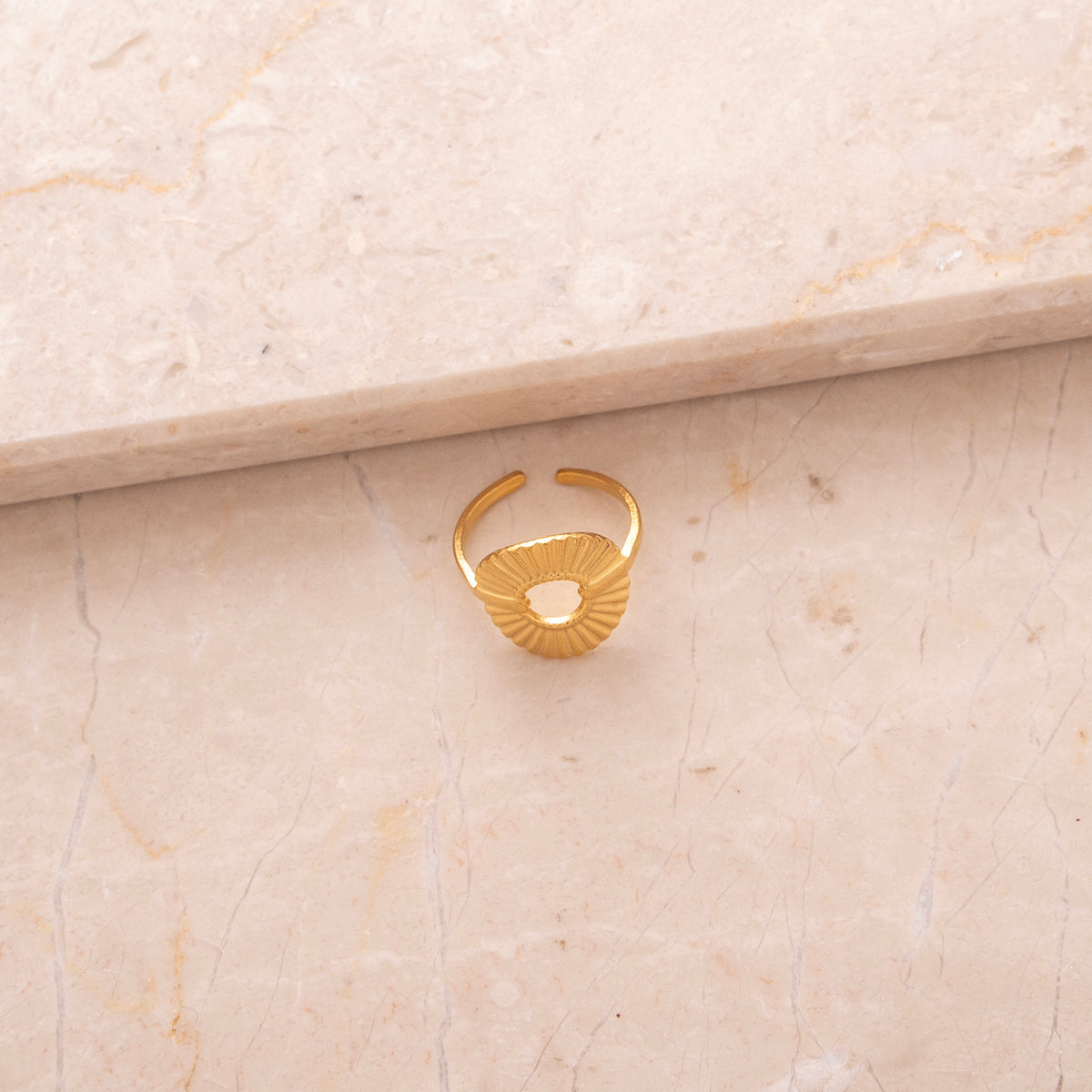 Sola Ring