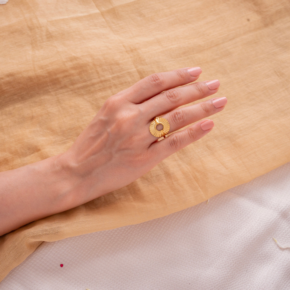 Sola Ring