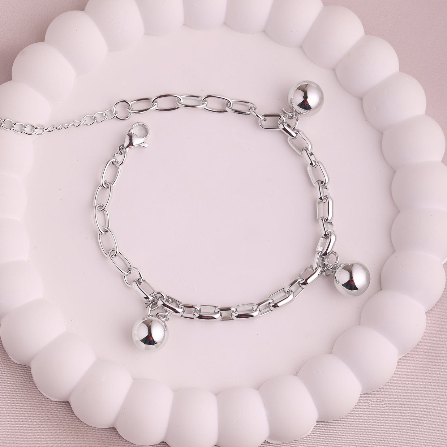 Image 3 of Vara Drop Bracelet