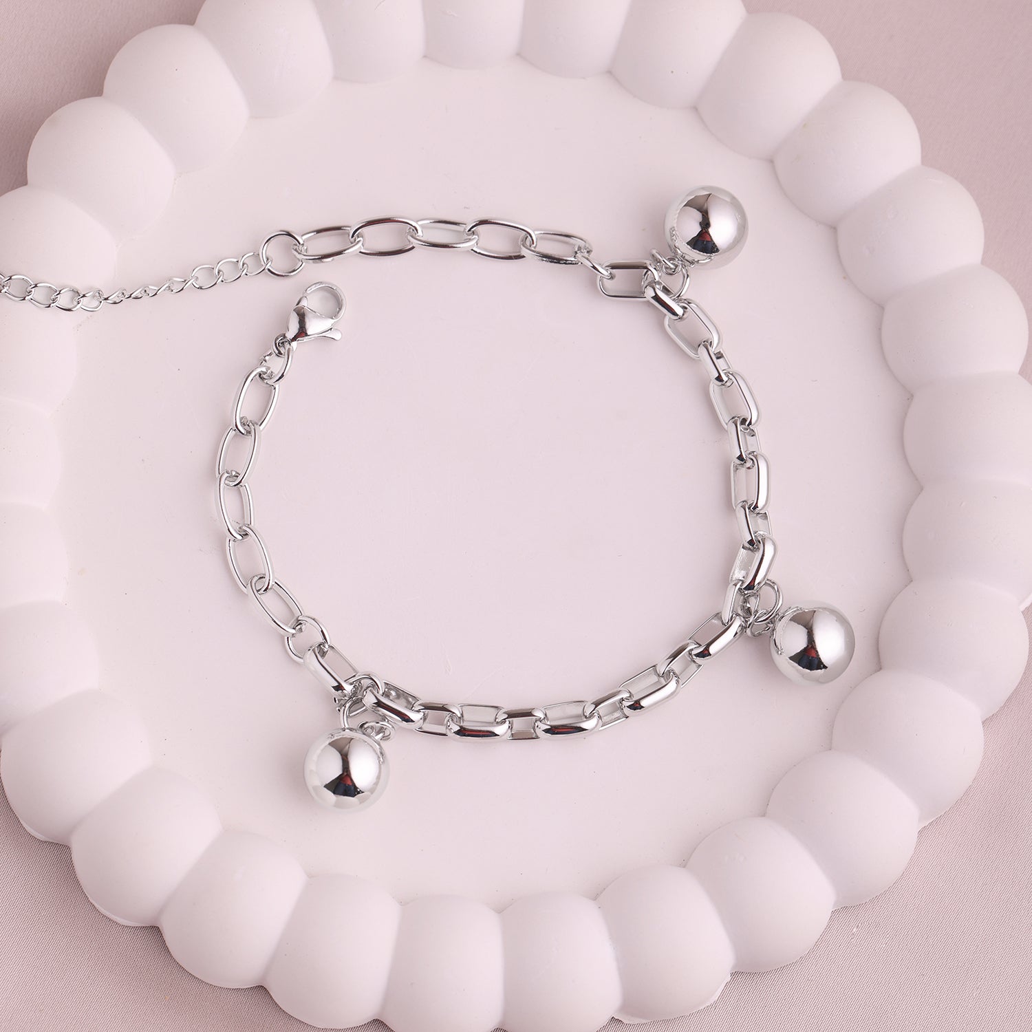 Image 3 of Vara Drop Bracelet