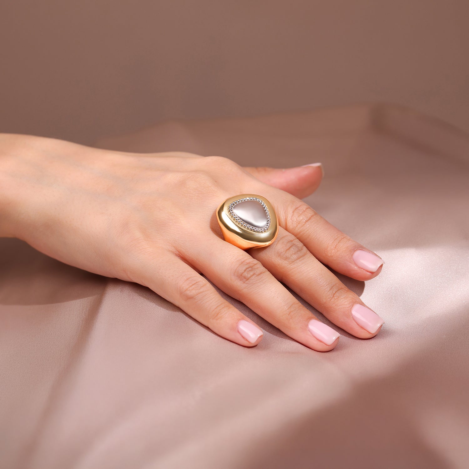 Image 3 of Vera Ring