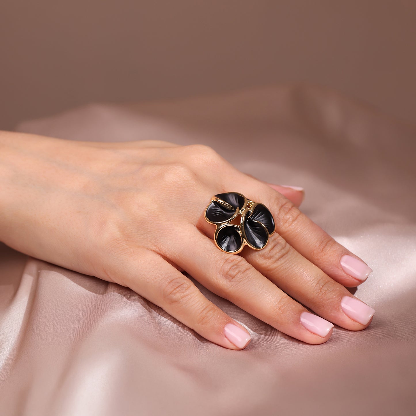 Image 3 of Vanta Ring