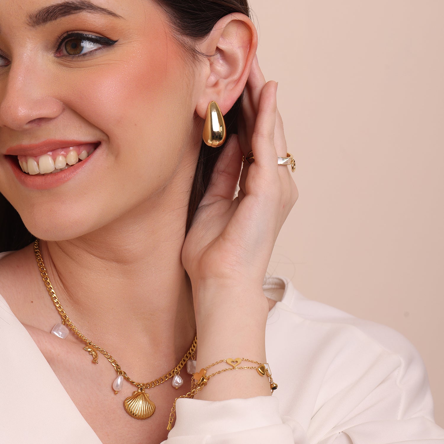 Image 2 of Lina Single Drop Earrings