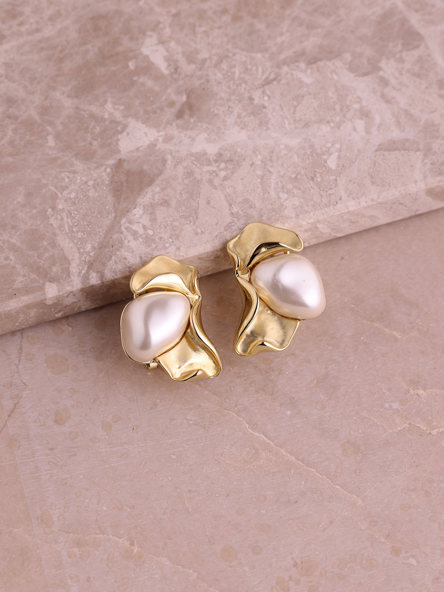Image 4 of Lumi Pearl Gold Earrings