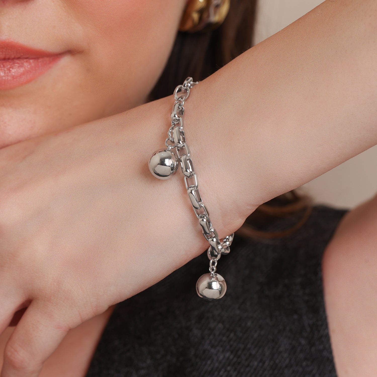 Image 2 of Vara Drop Bracelet