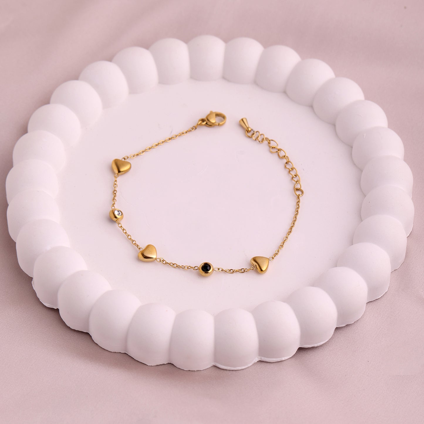 Image 3 of Heart-Bead Reversible Bracelet