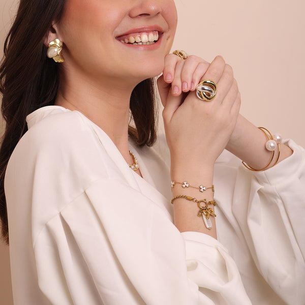 Image 1 of Bow Detachable Bracelet