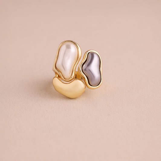 Image 1 of Eterna Pearls Gold Ring