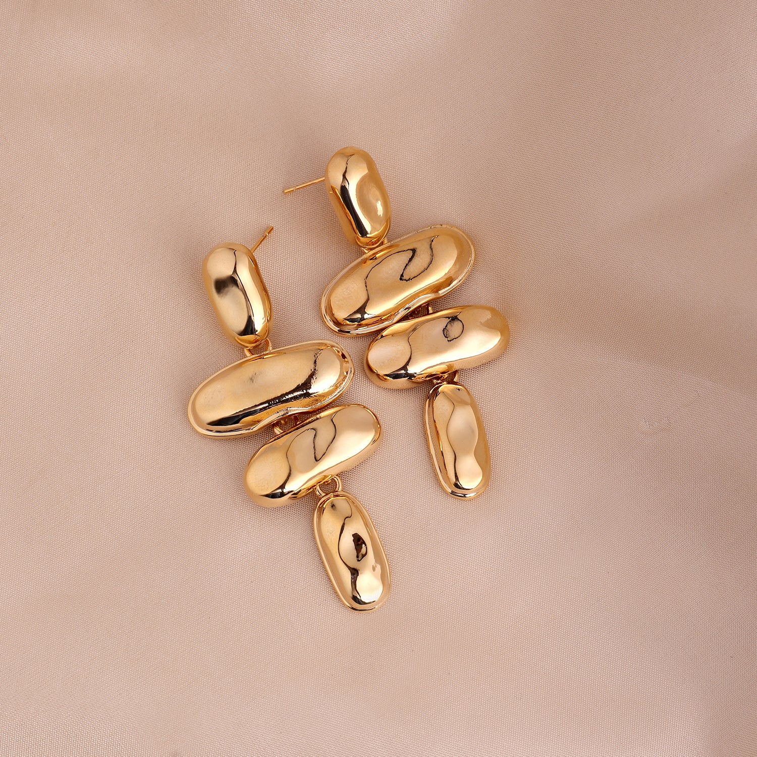 Image 5 of Vera Earrings